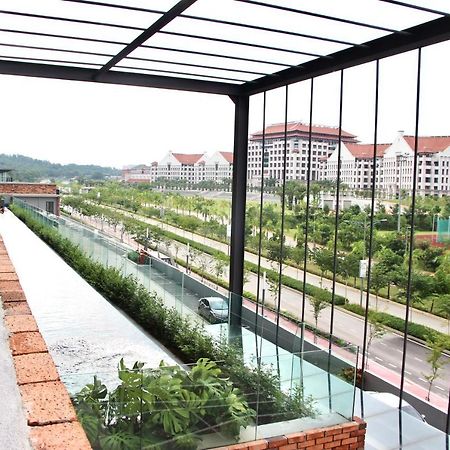 Bell Suites @ Sunsuria City Sepang Exterior photo
